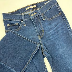 Levi’s 315 shaping bootcut